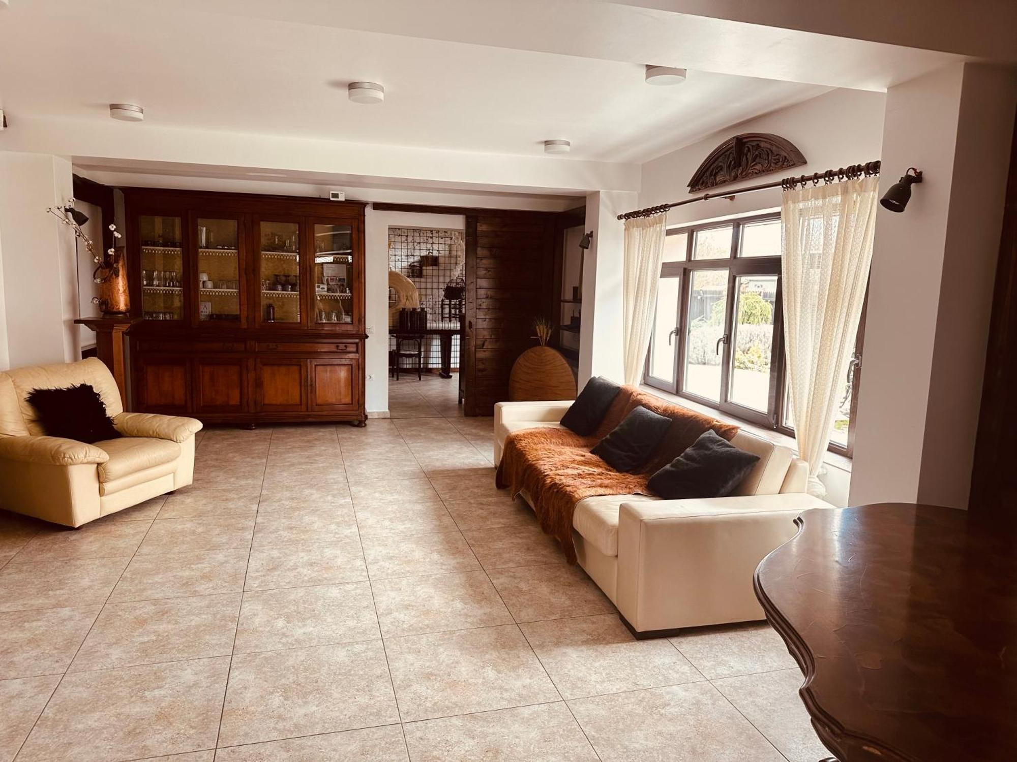 Casa Pisica Noastra Hotel Breaza  Ngoại thất bức ảnh